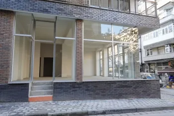 Moda Kadıköy'de Kiracılı İstanbul Ticari Dükkan Satışı